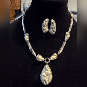 Elegant Silver Tone And Carved Elephant Characters Women's Jewelry Set